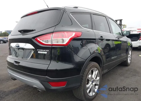 2015 Ford Escape Titanium z USA, uszkodzony, nr VIN 1FMCU0JX2FUC20718
